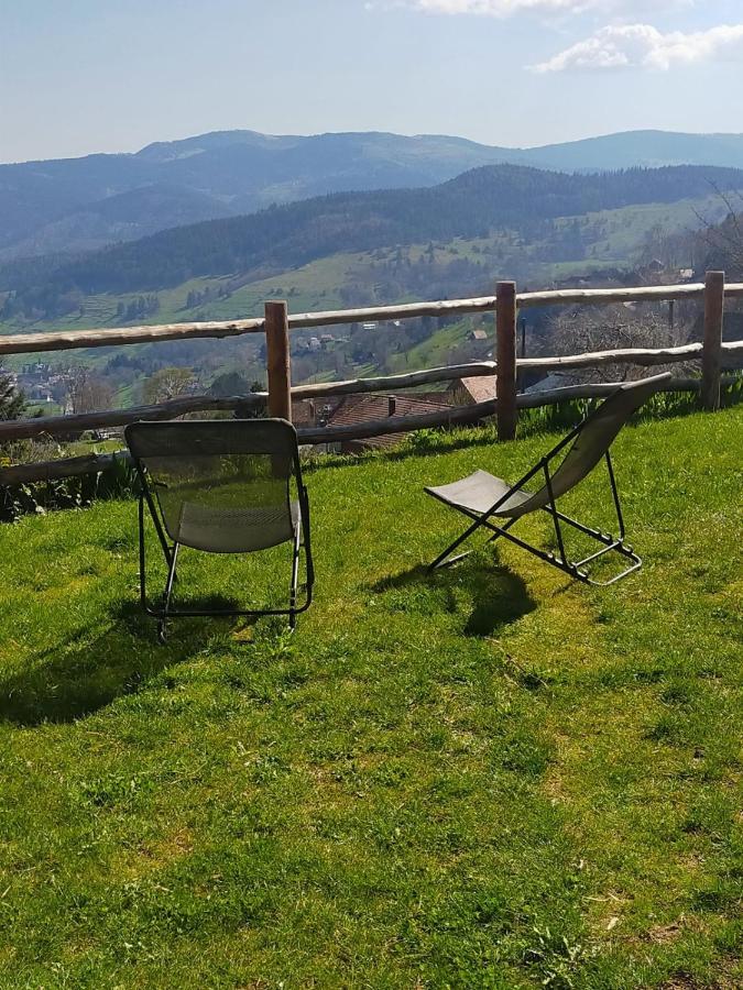 Aux Balcons De La Vallee Hébergement de vacances *